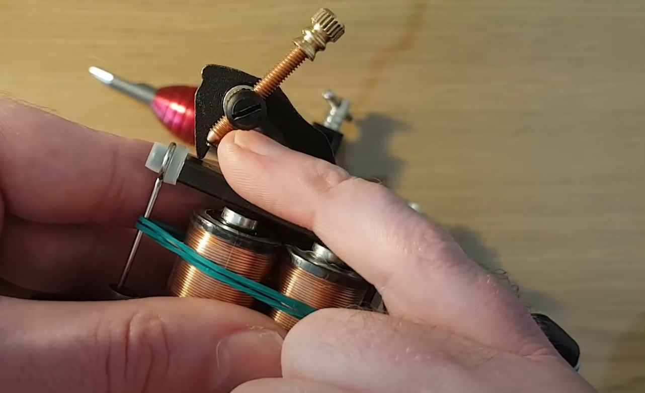 How to Use a Tattoo Gun? TattooProfy