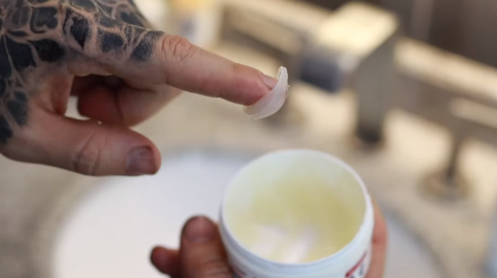 How Long to Use Aquaphor on Tattoo? TattooProfy